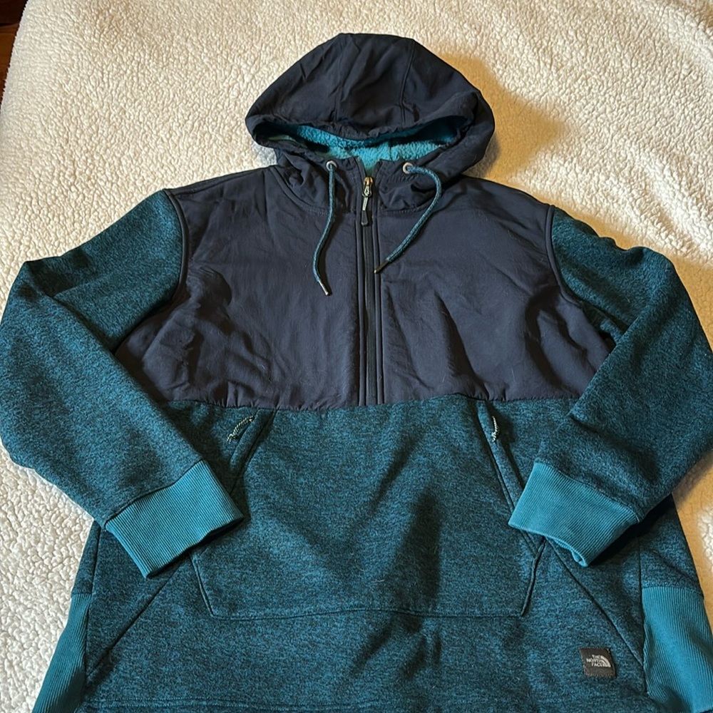 Northface womens pull over jacket XL
